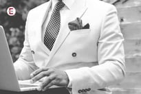Lifestyleberater und (selbsternannte) Manager in der Erotikbranche