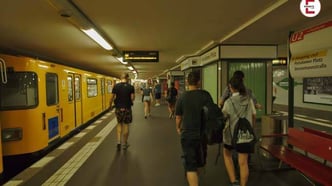 Paar beim öffentlichen Sex am Bahnsteig erwischt