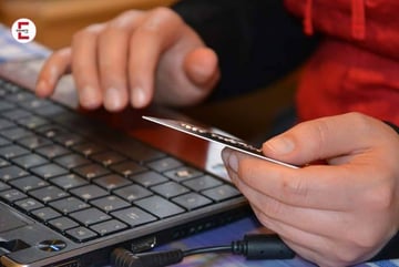 Diskret bezahlen auf Erwachsenen-Webseiten 
