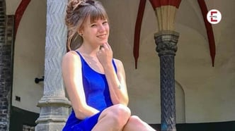 Anne Eden Pornos von der sexy Studentin