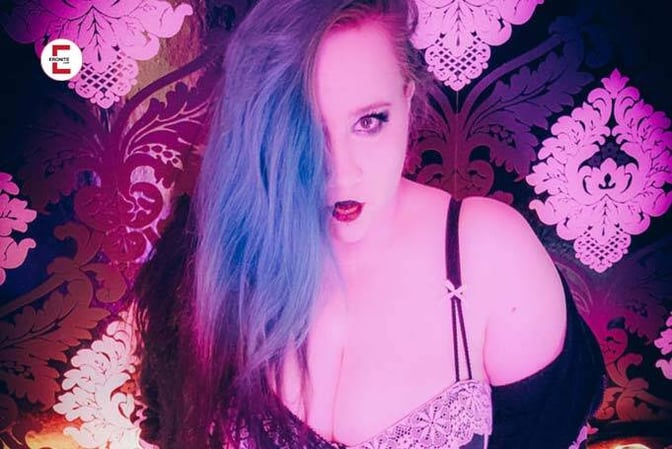 Mara Nightmare: Verruchte Gothic Pornos aus der Unterwelt