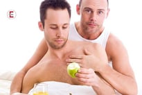 Erotikgeschichte: Der Apfel fällt nicht weit vom Stamm – Teil 1