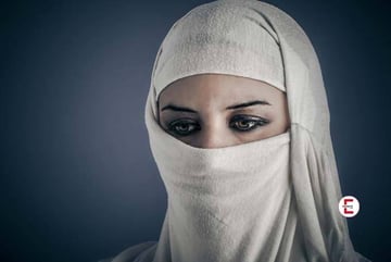 Sexgeschichte: Heißblütige Perserin fickt Stiefsohn