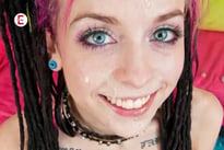 Erotische Fetischgeschichte: Zielwichsen mit Miss Trix