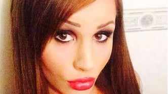 Sexbombe TS KimberLee im Porno