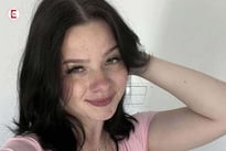 Sexbombe des Monats: Roxi Black Pornos – FKK ist ihr Leben