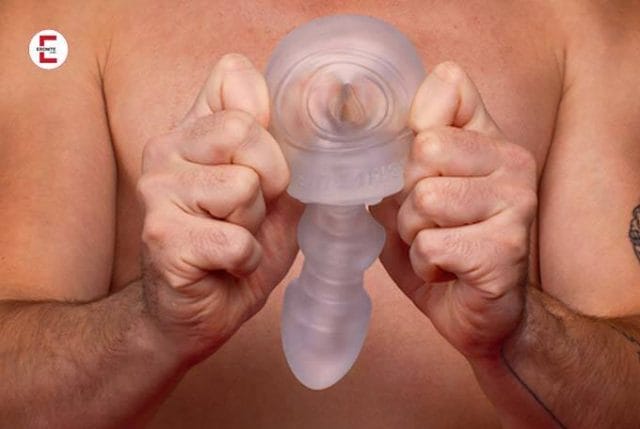 Sextoy Test: BRUTUS The Fucker Fxxx y X Headless Sextoy Test: BRUTUS The Fucker Fxxx y X Headless