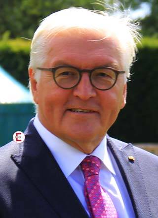 Bundespräsident verleiht Bundesverdienstkreuz an Eronite