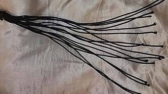 Kleine Peitschenkunde – Der Flogger