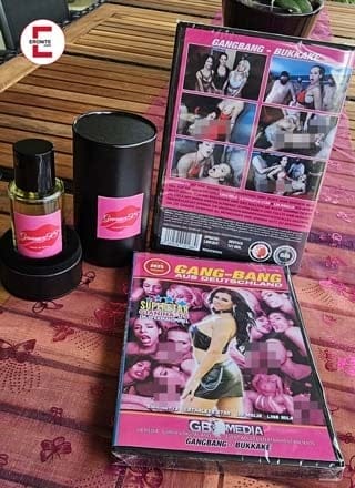 Gianina-TS mit eigenem Parfum und neuer DVD Gianina-TS mit eigenem Parfum und neuer DVD