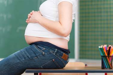 Lehrerin schwanger von Schüler - Der Skandal