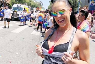 Texaspatti auf dem Los Angeles Pride Festival 2019 Texaspatti auf dem Los Angeles Pride Festival 2019