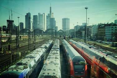 Ekel-Alarm: Frau in S-Bahn mit Sperma besudelt Ekel-Alarm: Frau in S-Bahn mit Sperma besudelt