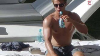 Sex mit dem Stiefsohn: Darum träumen so viele Frauen davon