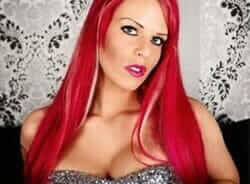 13 Fragen an Sexy Hollie 13 Fragen an Sexy Hollie