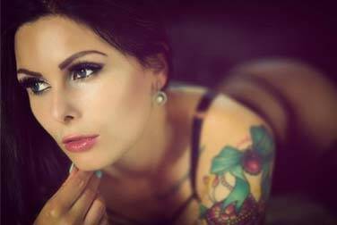 Xania Wet Pornos – ein Camgirl zum Anfassen Xania Wet Pornos – ein Camgirl zum Anfassen